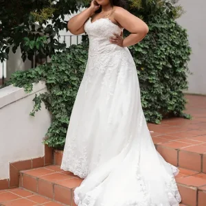 Evelyn Wedding Dress